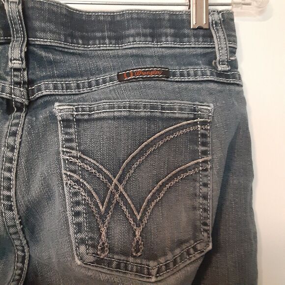 WRANGLER Q Baby Women's Jeans Size 5/6x33 Distressed Elastic Waistband Mid Rise - Picture 8 of 11